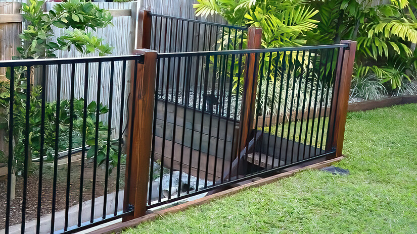 Tubular Steel Pool Fence Tubular Steel Pool Fence