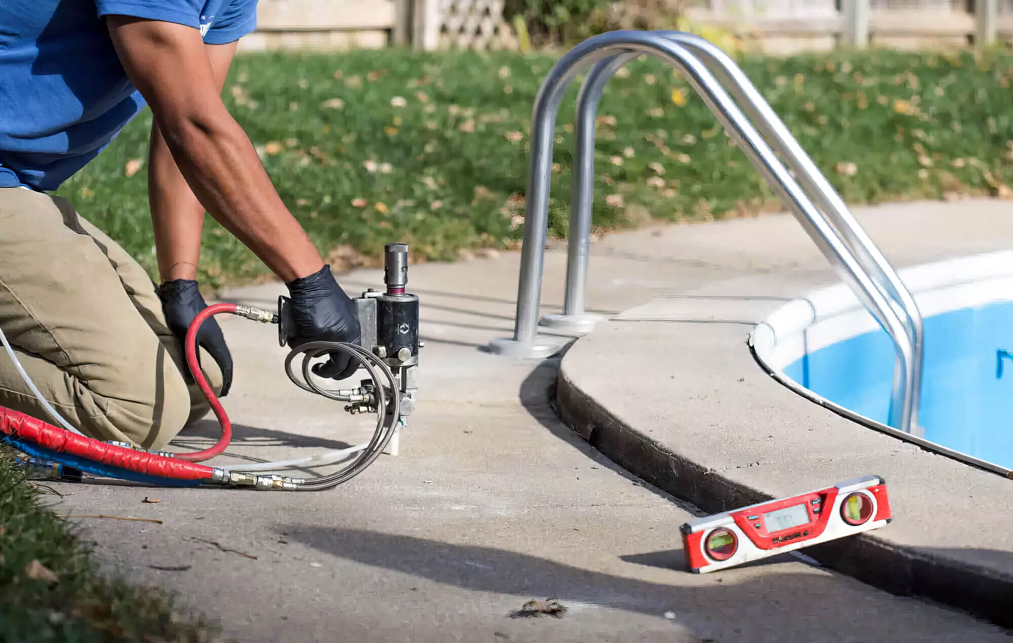 Repairing Small Cracks Polylevel Pool Uai