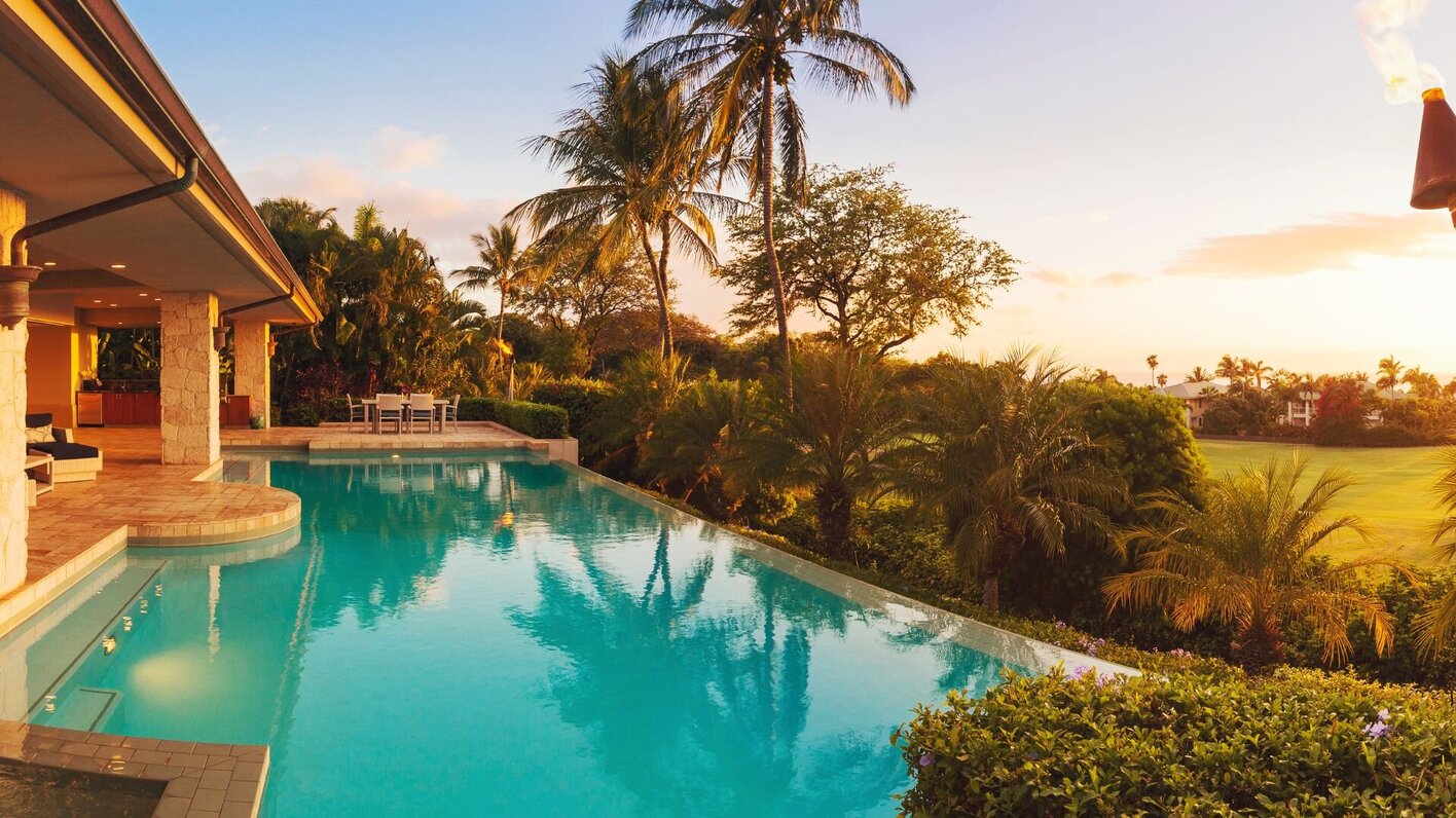 Elevate Your Pool Ambience with Retaining Wall Greenery