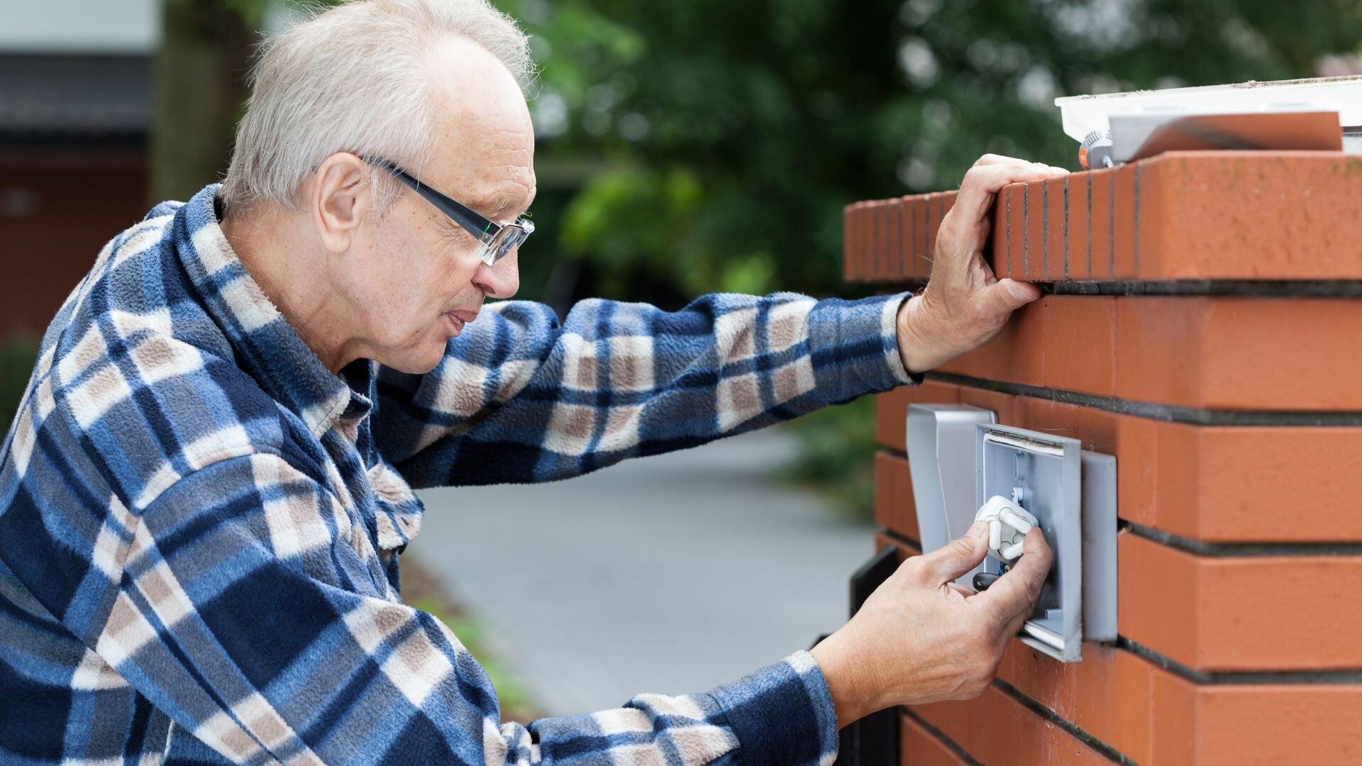 2024 03 Pool Alarm Installation Pool Alarm Installation